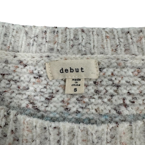 Debut Cropped Long Sleeve Sweater Size Small - Picture 3 of 9